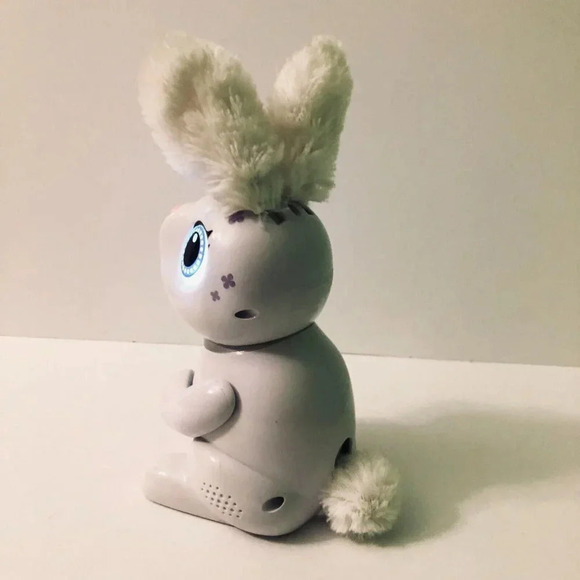 Spin Master Zoomer Hungry Bunnies Shreddy  White Interactive Bunny Rabbit - Picture 8 of 15